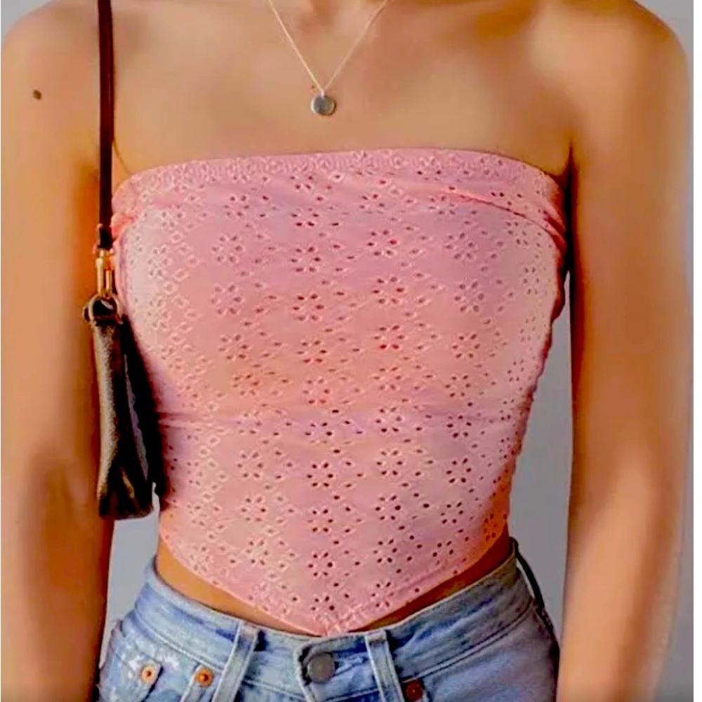 Urban Outfitters brand new strapless top-Size XS
